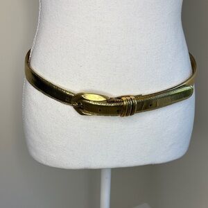 Gold Women's Belt. Fits 29.5 to 34. M/L. Y2K